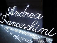 /trabajos/2024/12/01/neon-andrea-franceschini-05.jpg