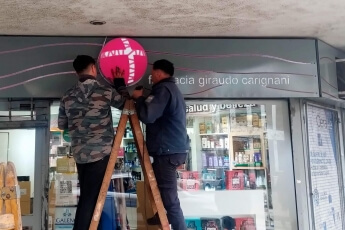 /trabajos/2024/09/12/letreros-para-farmacias-luminosos-giraudo-11.jpg