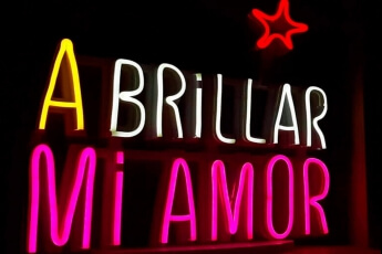 /trabajos/2025/11/13/letreros-de-neon-mi-amor-01.jpg
