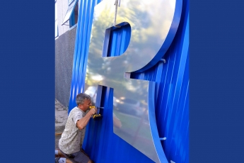 /trabajos/2026/05/05/rc-letras-de-acero-03.jpg