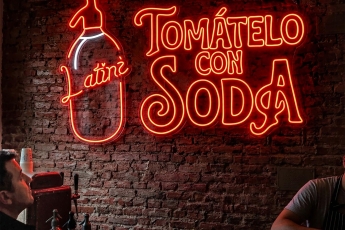 /trabajos/2026/08/31/letrero-de-neon-soda-01.jpg