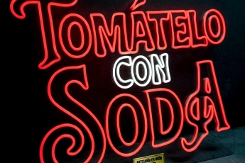 /trabajos/2026/08/31/letrero-de-neon-soda-04.jpg